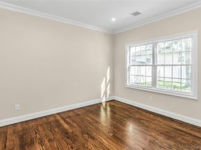 9 Briggs Street, Hicksville NY 11801