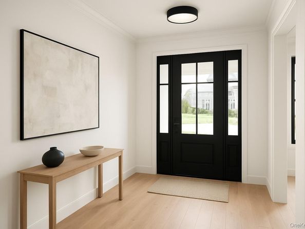 81 Old Broadway Avenue, Sayville NY 11782