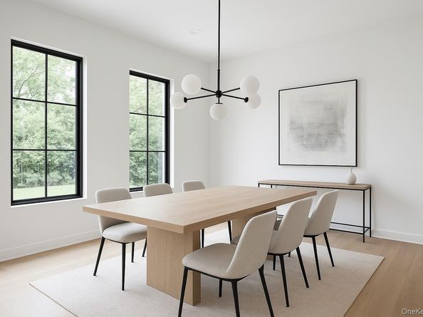 81 Old Broadway Avenue, Sayville NY 11782