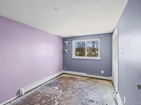 25 Crater Lake Drive, Coram NY 11727