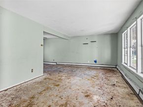 25 Crater Lake Drive, Coram NY 11727