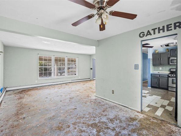 25 Crater Lake Drive, Coram NY 11727