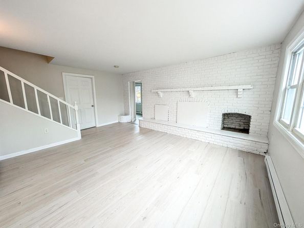 1932 Joshuas Path, Central Islip NY 11722