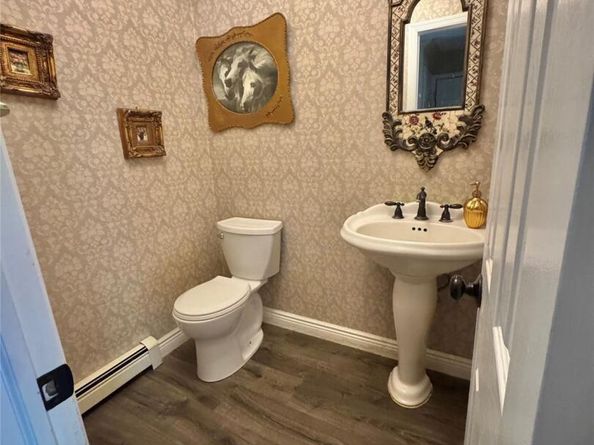 43 N Cozine Road, Manorville NY 11949