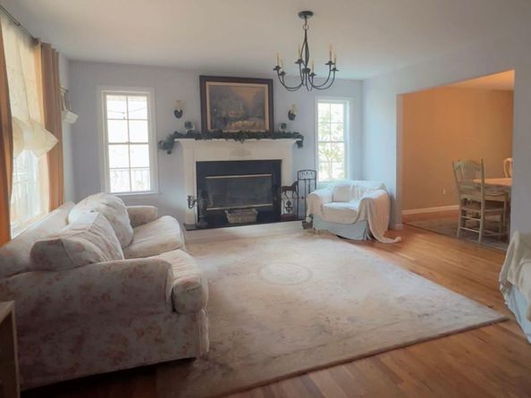 43 N Cozine Road, Manorville NY 11949