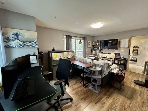 839 Pine Avenue, West Islip NY 11795