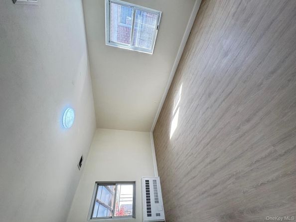 5003 Horatio Parkway, Oakland Gardens NY 11364