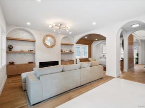 22 Franklin Avenue, Port Washington NY 11050