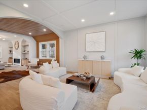 22 Franklin Avenue, Port Washington NY 11050