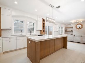 22 Franklin Avenue, Port Washington NY 11050