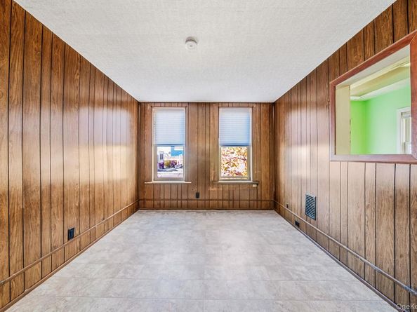 7935 77th Avenue, Glendale NY 11385