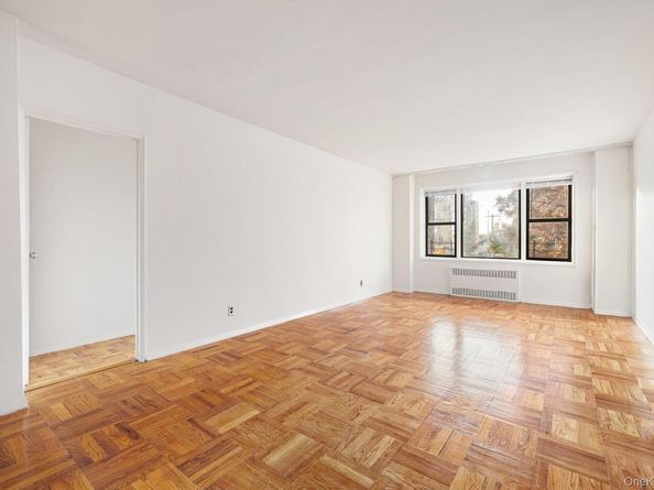 3130 Grand Concourse 2J, Bronx NY 10458