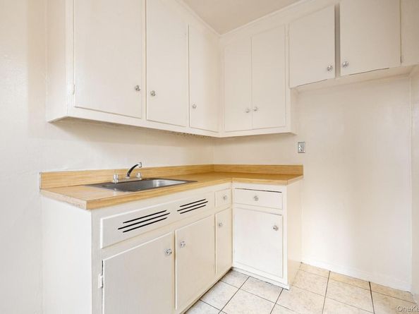 3130 Grand Concourse 2J, Bronx NY 10458