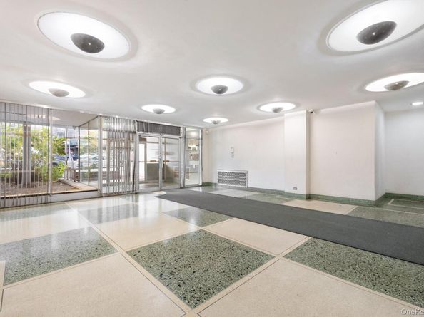 3130 Grand Concourse 2J, Bronx NY 10458