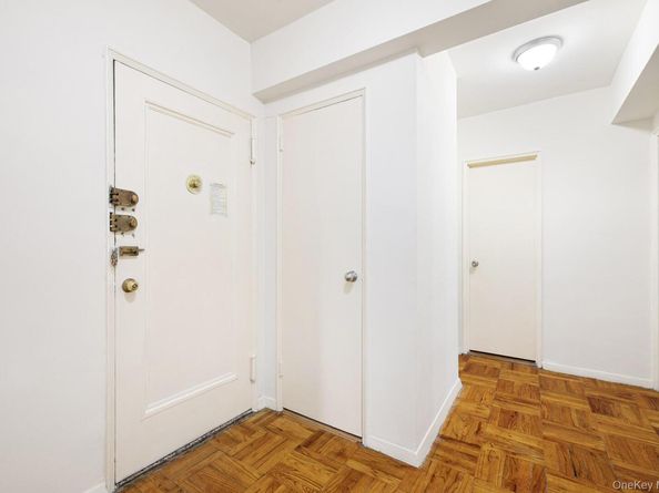 3130 Grand Concourse 2J, Bronx NY 10458