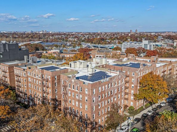 45 Kew Gardens Road 4A, Kew Gardens NY 11415