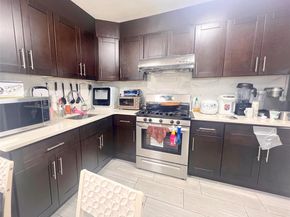 42-25 80 Street 5T, Elmhurst NY 11373