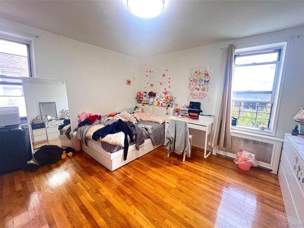 42-25 80 Street 5T, Elmhurst NY 11373