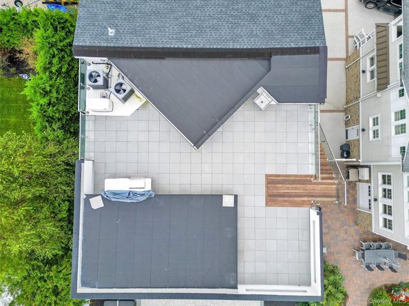 44 Bayside Drive, Point Lookout NY 11569