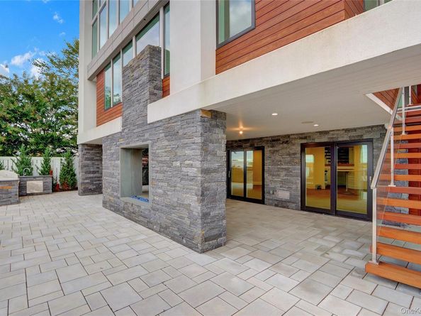 44 Bayside Drive, Point Lookout NY 11569