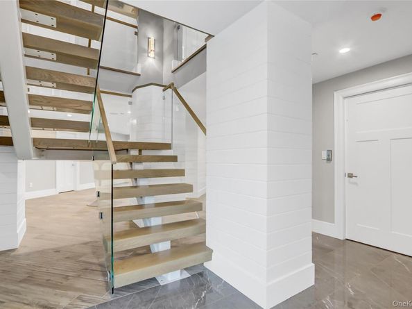 44 Bayside Drive, Point Lookout NY 11569