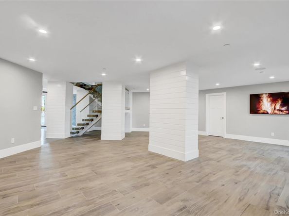 44 Bayside Drive, Point Lookout NY 11569