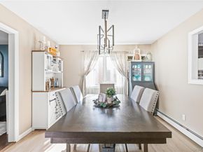 31 Fallen Leaf Road, Holbrook NY 11741