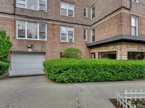 4265 Webster Ave. 5C, Bronx NY 10470