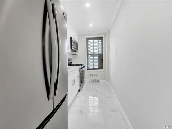 4265 Webster Ave. 5C, Bronx NY 10470