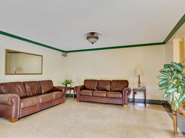 4265 Webster Ave. 5C, Bronx NY 10470