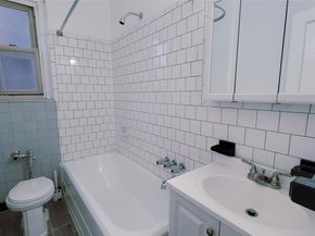 84-49 168th Street 2V, Jamaica Hills NY 11432