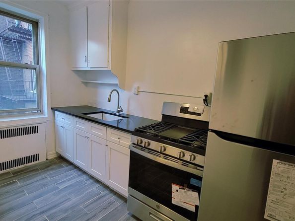 84-49 168th Street 2V, Jamaica Hills NY 11432