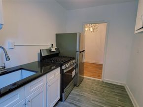 84-49 168th Street 2V, Jamaica Hills NY 11432