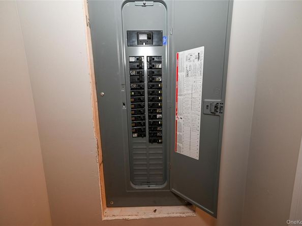 124 Willett Place, Roosevelt NY 11575