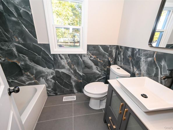 124 Willett Place, Roosevelt NY 11575