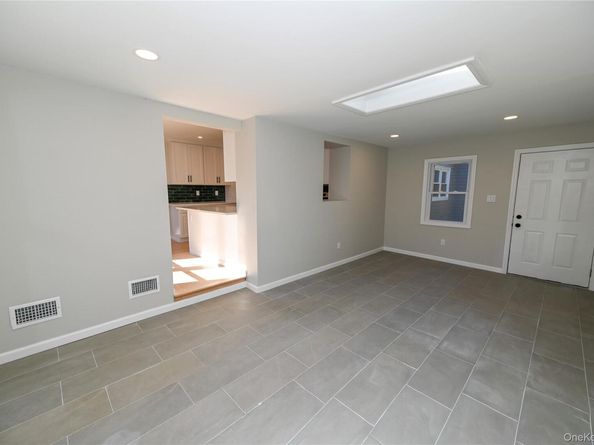 124 Willett Place, Roosevelt NY 11575