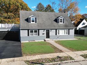 124 Willett Place, Roosevelt NY 11575
