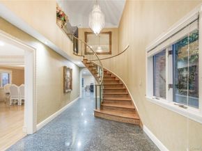 201-05 28th Ave, Bayside NY 11360