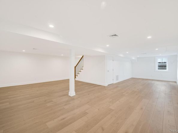 100 Elberta Drive, East Northport NY 11731