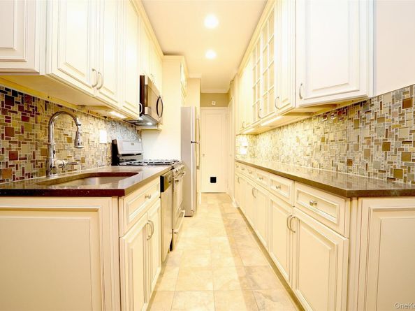 118-11 84 Avenue 118-11 84 Avenue 109, Kew Gardens NY 11415