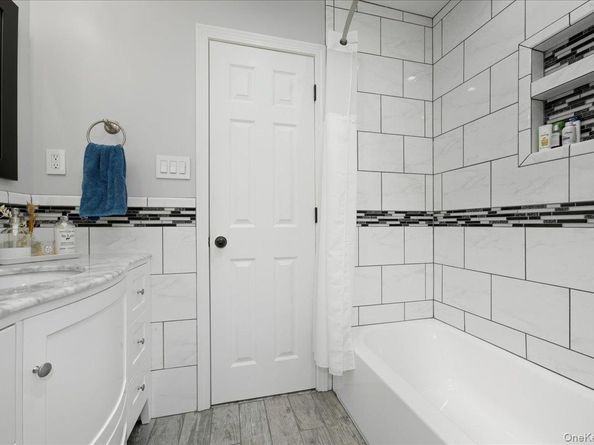 1800 Carlisle Place, Merrick NY 11566