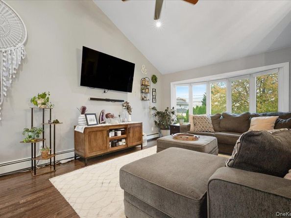 1800 Carlisle Place, Merrick NY 11566