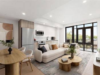 20-08 Steinway Street