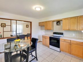 23 Portland Way, Wheatley Heights NY 11798