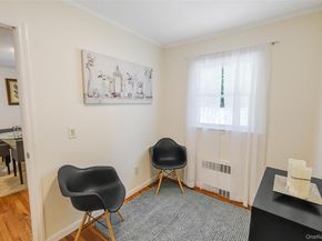 23 Portland Way, Wheatley Heights NY 11798