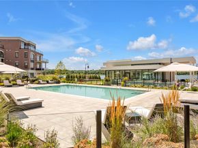 10 Shore Road Unit 107, Glenwood Landing NY 11547