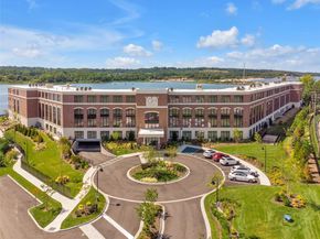 10 Shore Road Unit 107, Glenwood Landing NY 11547