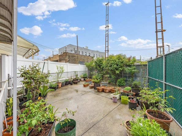 2247 Harman Street, Ridgewood NY 11385