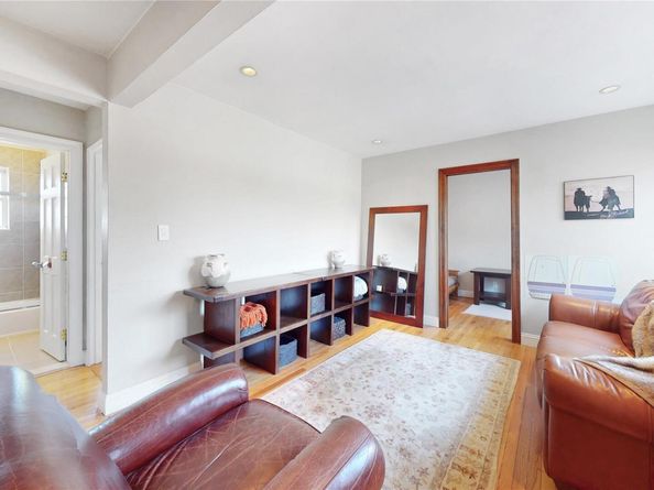 138-25 68 Drive 3D, Kew Garden Hills NY 11367