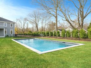 19 Montauk Highway 5, Westhampton NY 11977